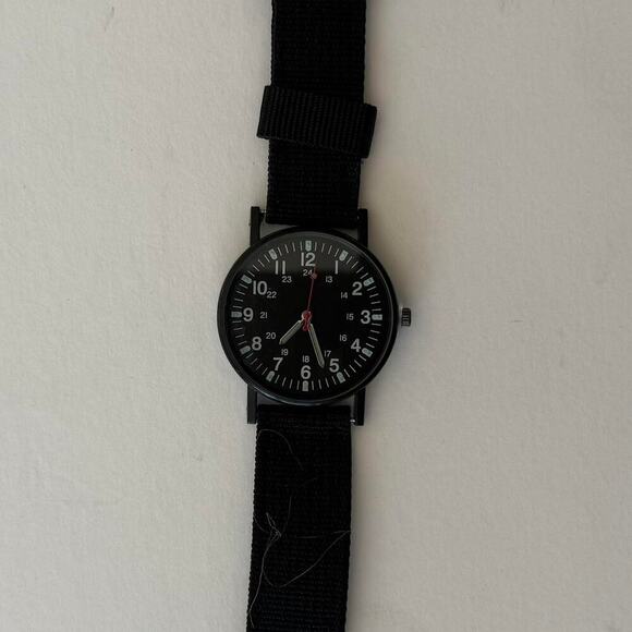 Black Analog Watch Unisex Minimalist Streetwear Style Quartz New - Picture 4 of 11